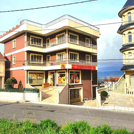 Apartment Romaris