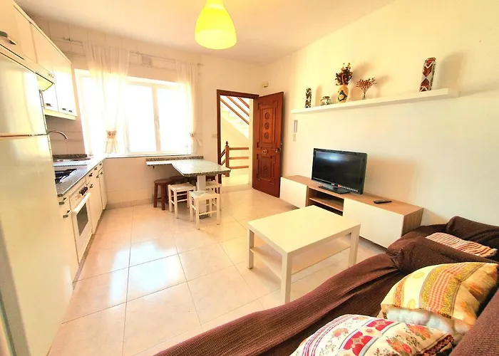 Apartamento Romaris *