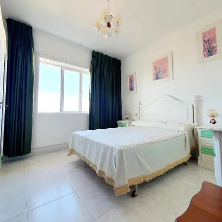 Apartamento Romaris *